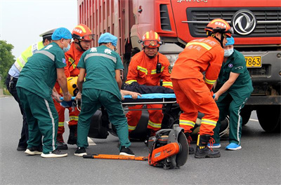 陕西沛县道路救援