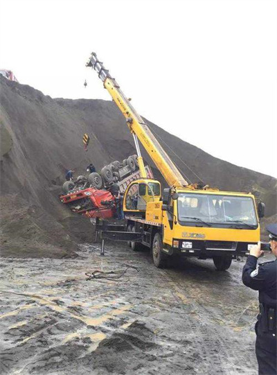 陕西上犹道路救援